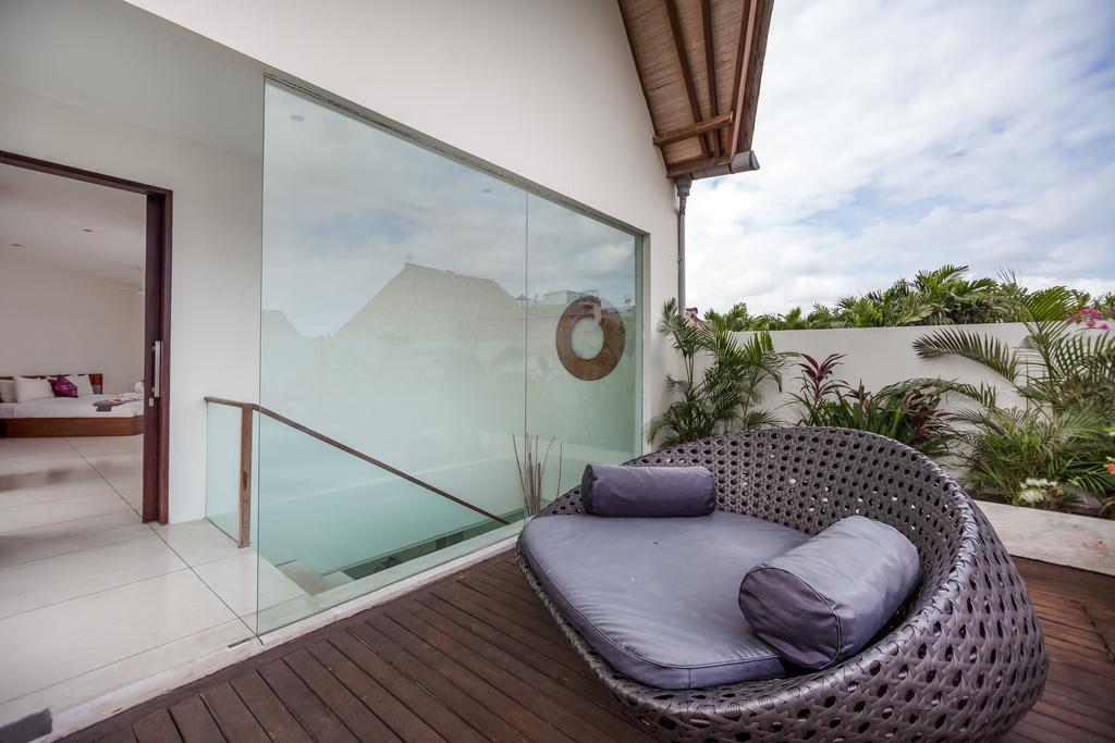 K Villas By Premier Hospitality Asia Seminyak  Exterior photo