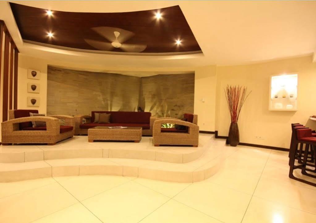 K Villas By Premier Hospitality Asia Seminyak  Exterior photo